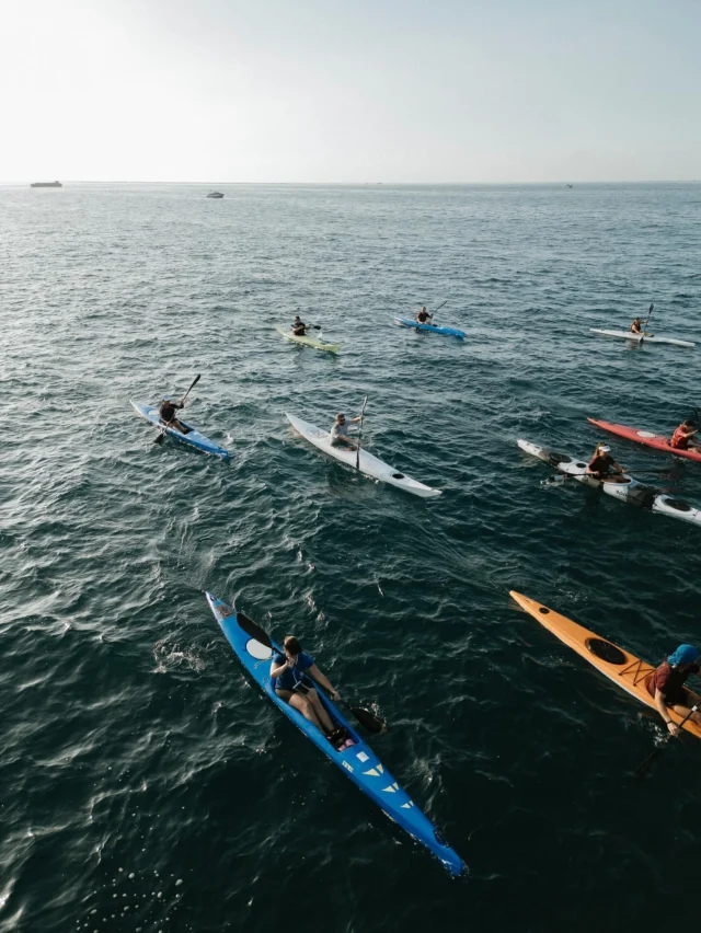 More than 100 paddlers completed 20k and 5k in memory of the Mari disaster fallen heroes. A moving tribute to those who gave their lives while serving.

Orginised every year by @kyrenia_canoe_n_kayak_team and coach Andreas Diamantis 👏🚣‍♀️🌊 Thanks also to Michalis @engineerfpv for the photos and videos.

On July 11, 2011, a huge explosion at the Evangelos Florakis Naval Base in Mari took the lives of 13 people. It was one of the darkest days for Cyprus.

#seakayaking #seakayakcyprus #limassoltourism #kyrenianauticalclub #limassol #cyprusisland