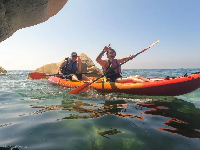 Fill your life with experiences 🍹🚣‍♀️☀️🍹 #seakayakcyprus #seakayaking #experiencemore #cyprusisland #islandvibes 🦩